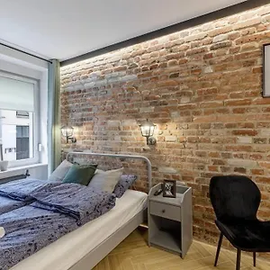 Weronika's Urban Hideaway Apartament